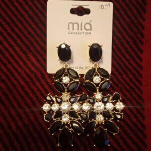 Mia Collection Earrings